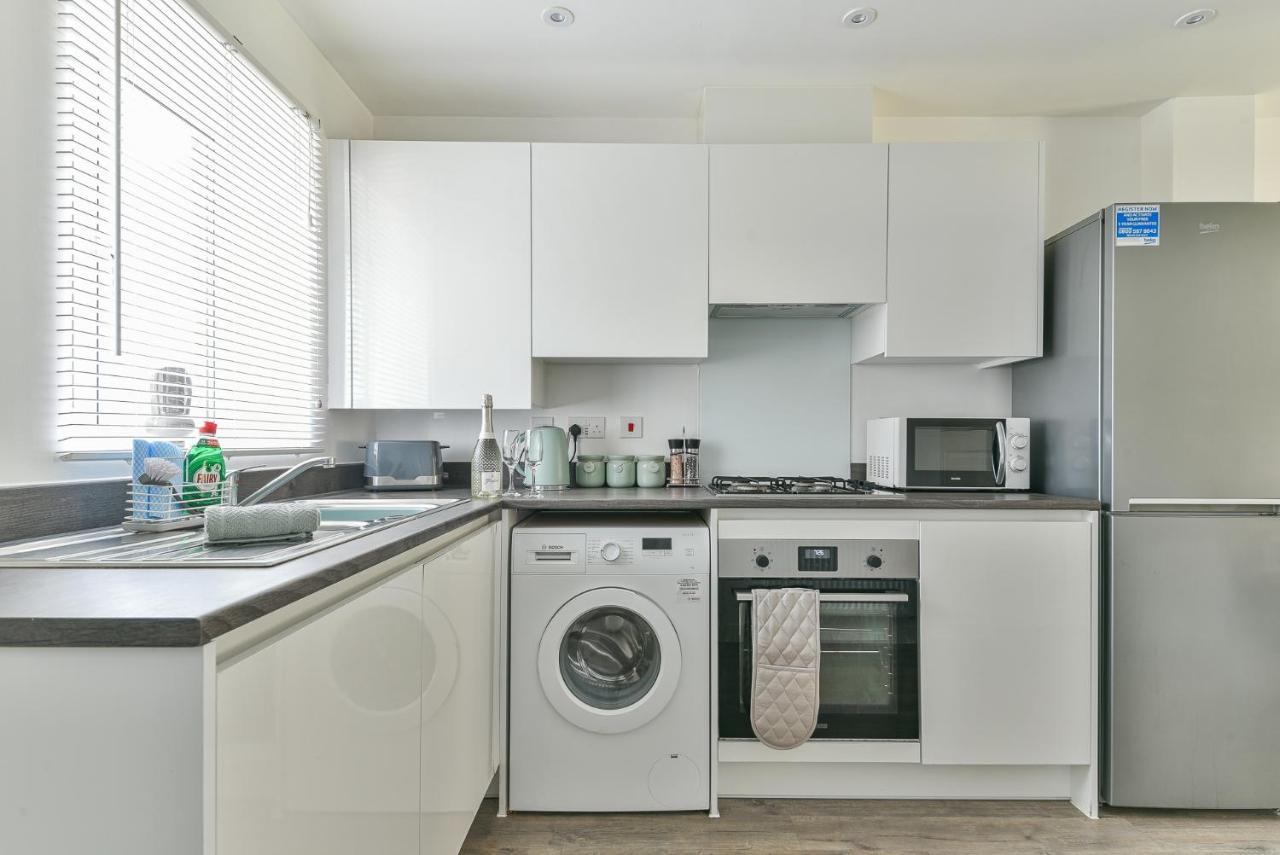 Beautiful New House In Derby For Up To 5 Guests, Suitable For Families Contractors Nhs Staff Etc Zewnętrze zdjęcie
