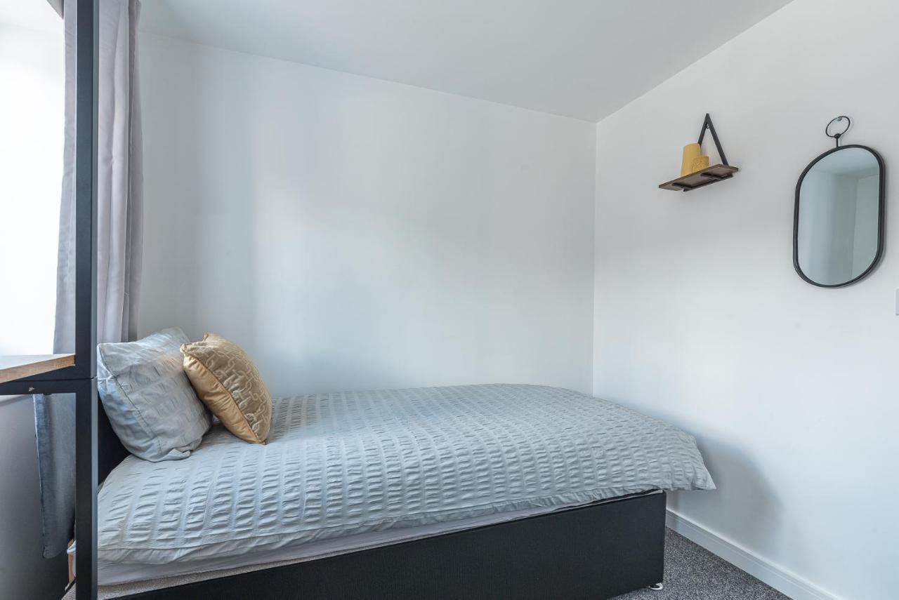 Beautiful New House In Derby For Up To 5 Guests, Suitable For Families Contractors Nhs Staff Etc Zewnętrze zdjęcie